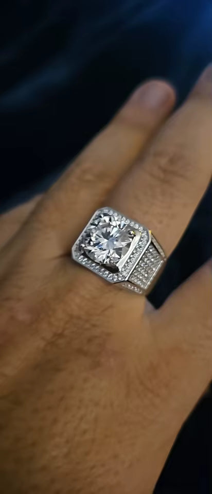 Anel Masculino Statement Moissanite em Prata 925 com Ouro Branco 18k