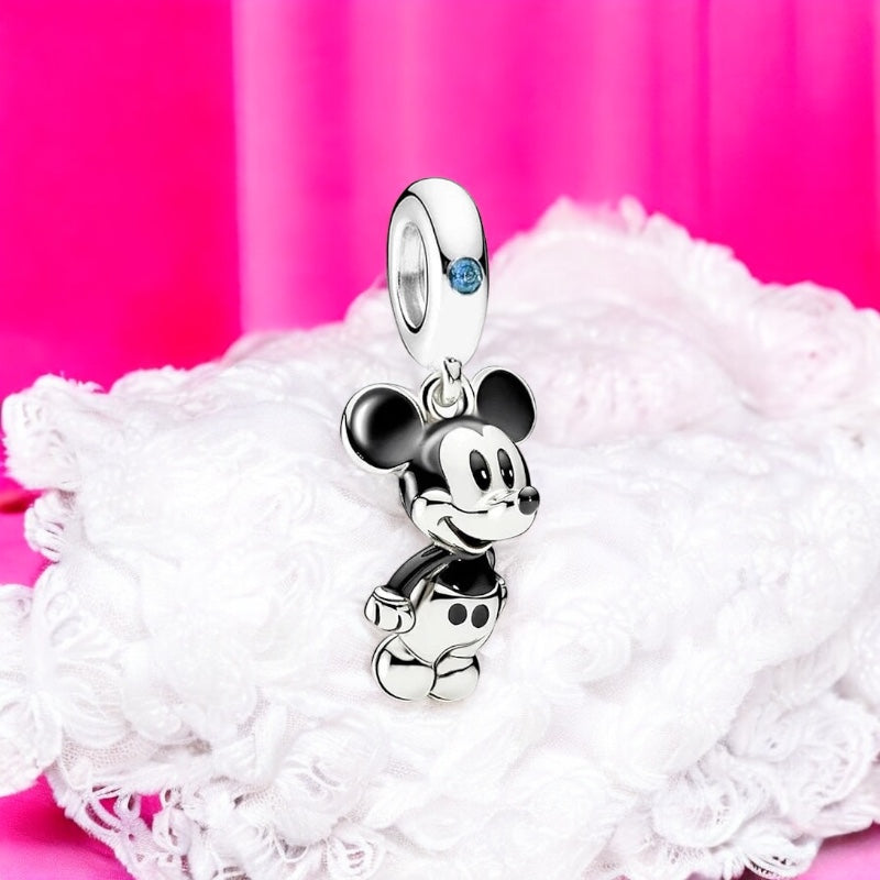 Berloque Mickey Mouse em Prata 925 — Magia e Alegria em Cada Detalhe