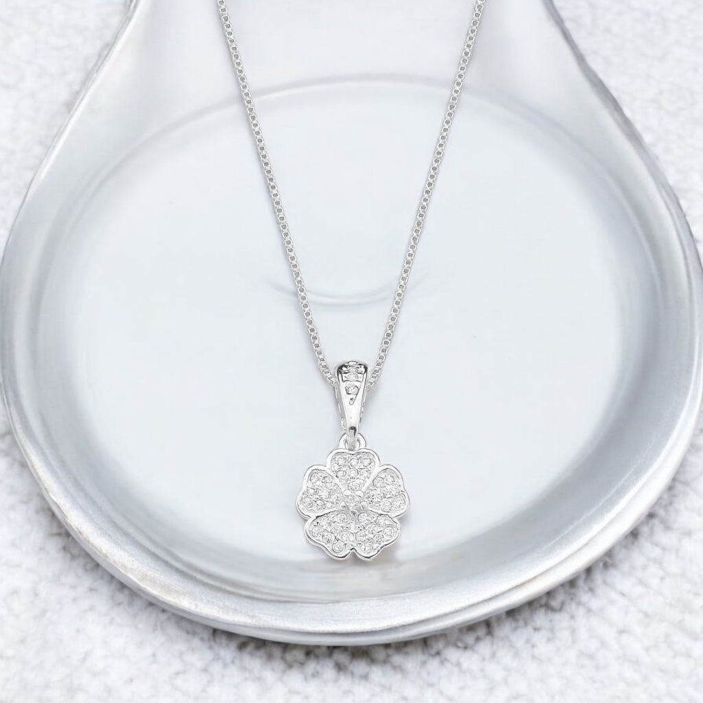 Gargantilha Trevo de Prata 925 – Inspiração Van Cleef