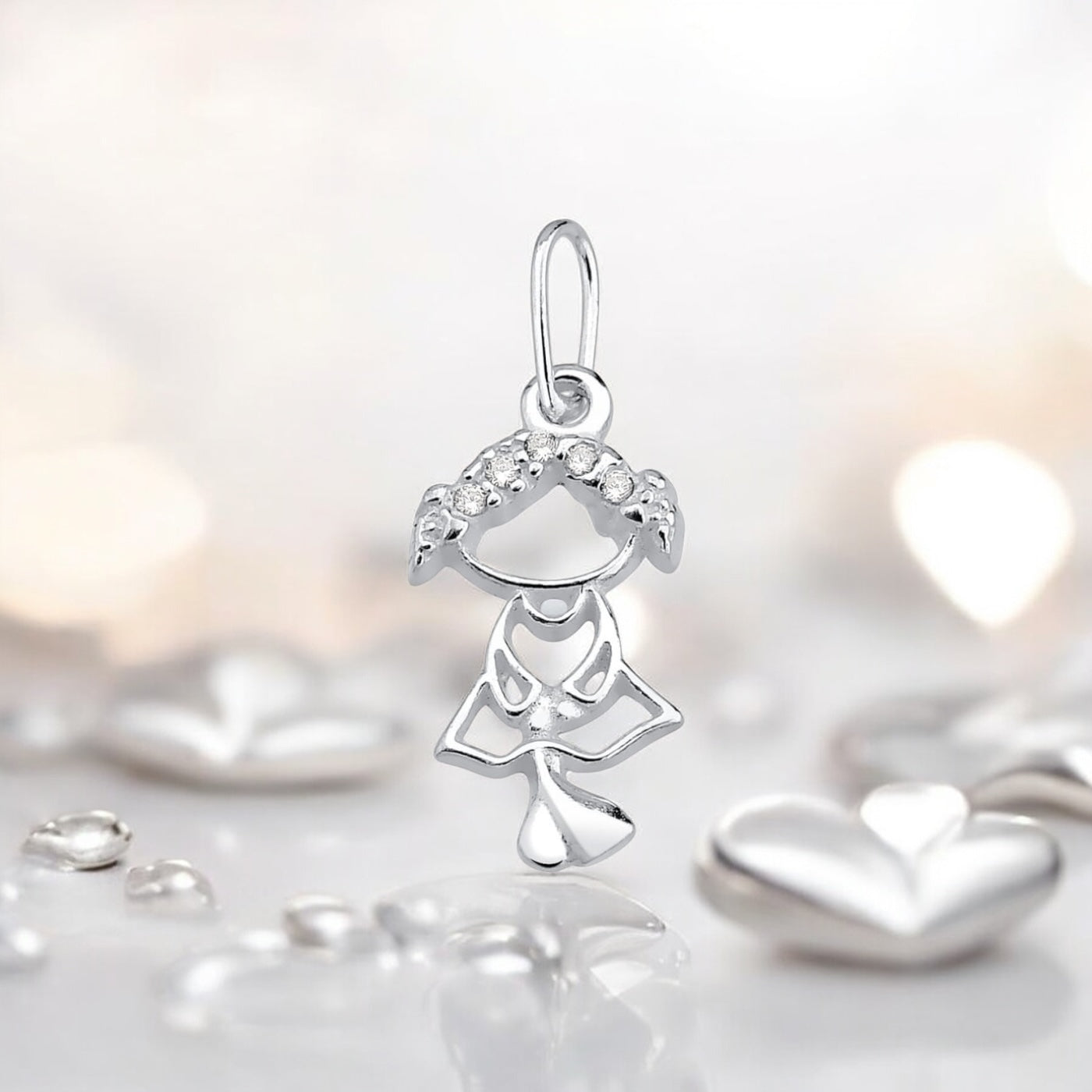 Pingente Menina Cravejado com Micro Zircônia – Prata 925