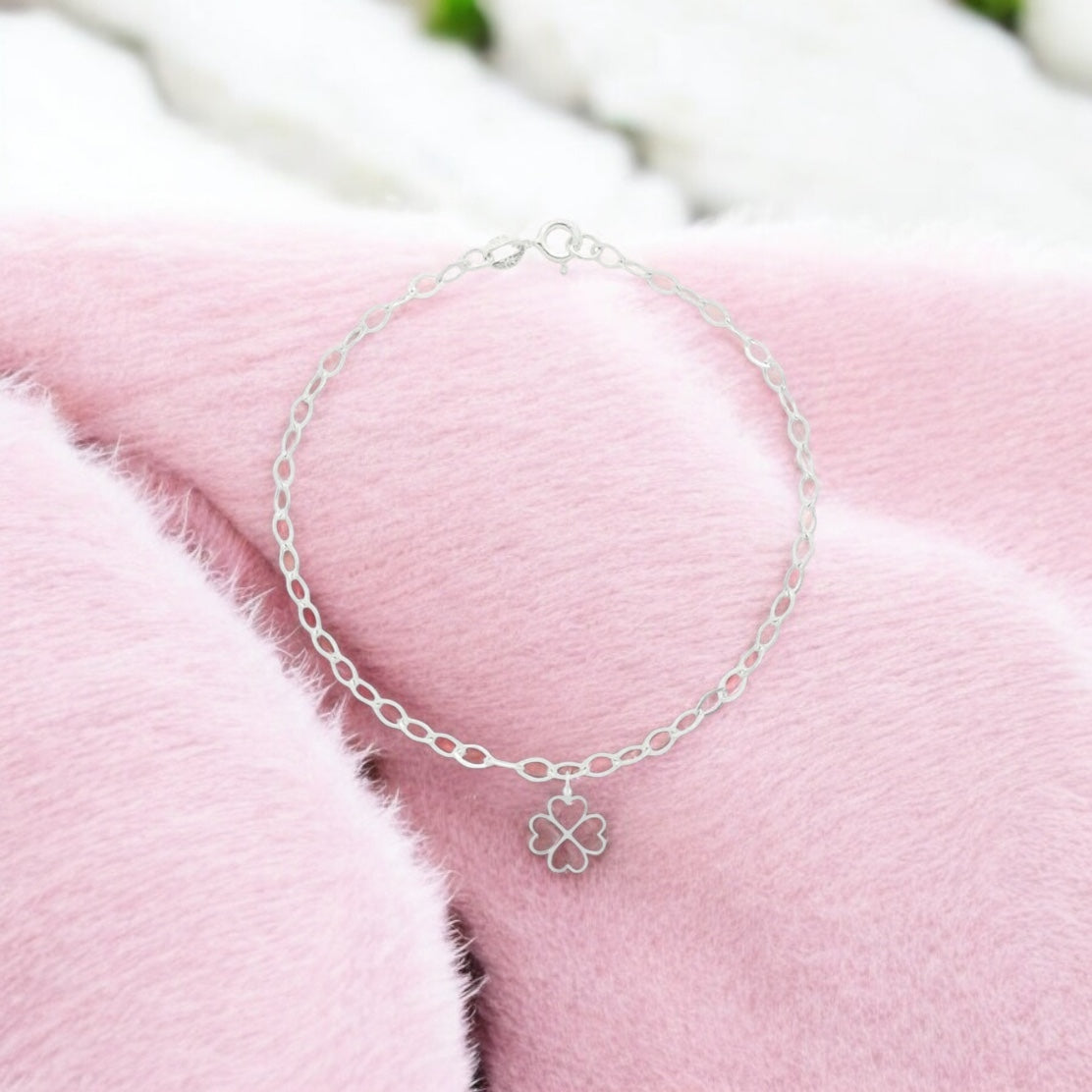 Pulseira Feminina Elo Oval Pingente Trevo 4 Folhas Prata 925
