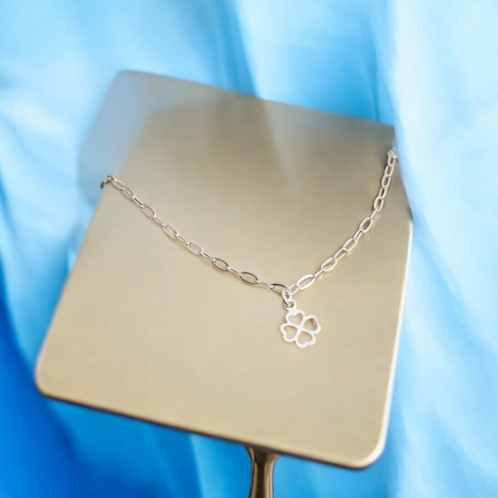 Pulseira Feminina Elo Oval Pingente Trevo 4 Folhas Prata 925
