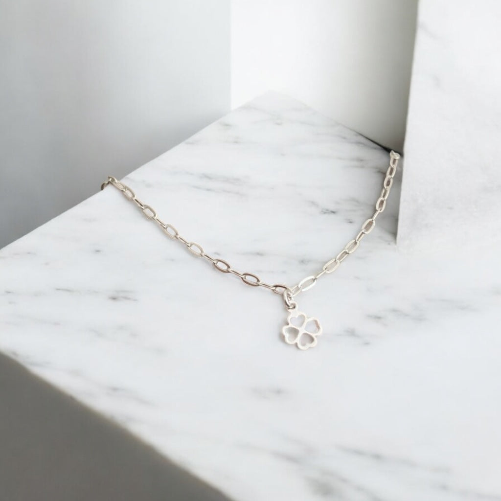 Pulseira Feminina Elo Oval Pingente Trevo 4 Folhas Prata 925