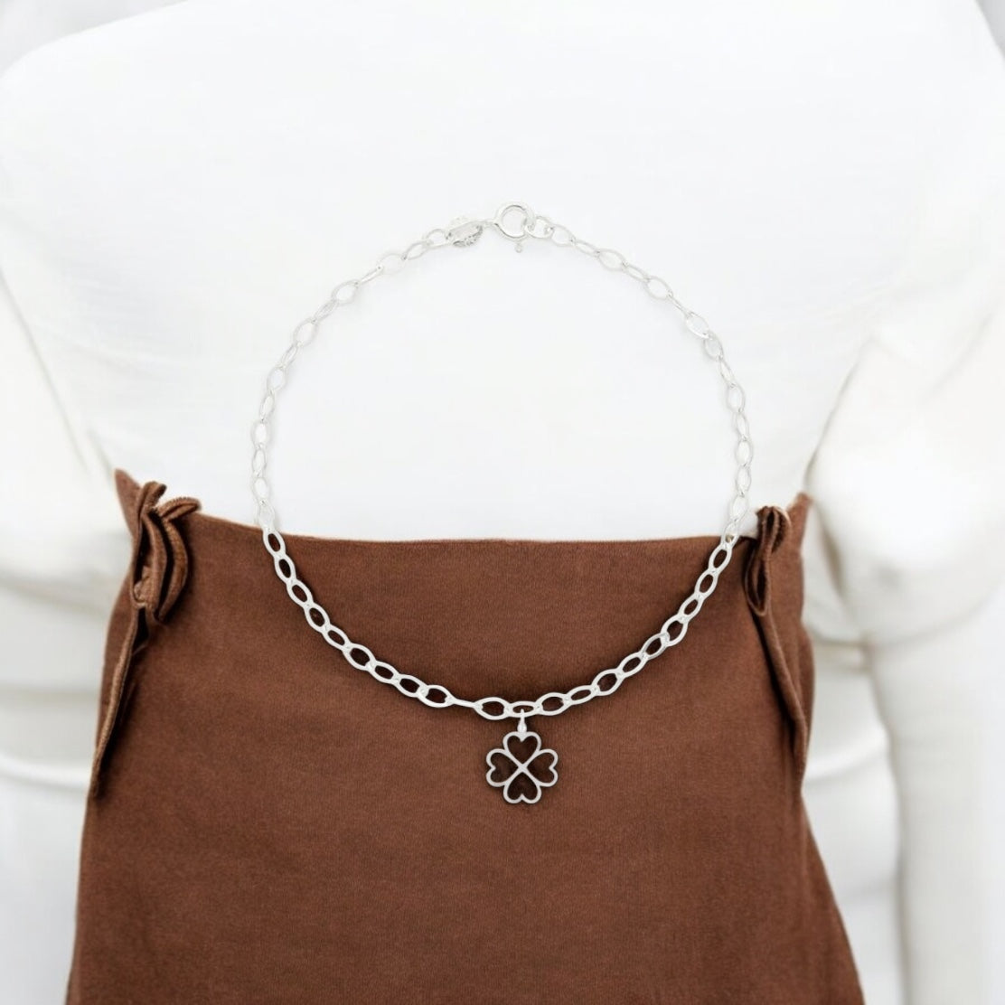 Pulseira Feminina Elo Oval Pingente Trevo 4 Folhas Prata 925