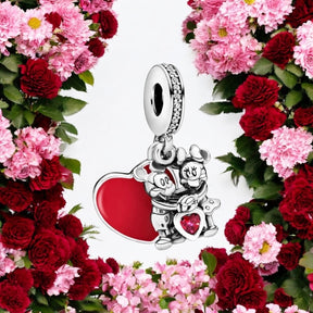 Berloque Mickey e Minnie com Coração Vermelho em Prata 925