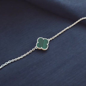 Pulseira Trevo Malaquita em Prata 925 Delicada e Sofisticada