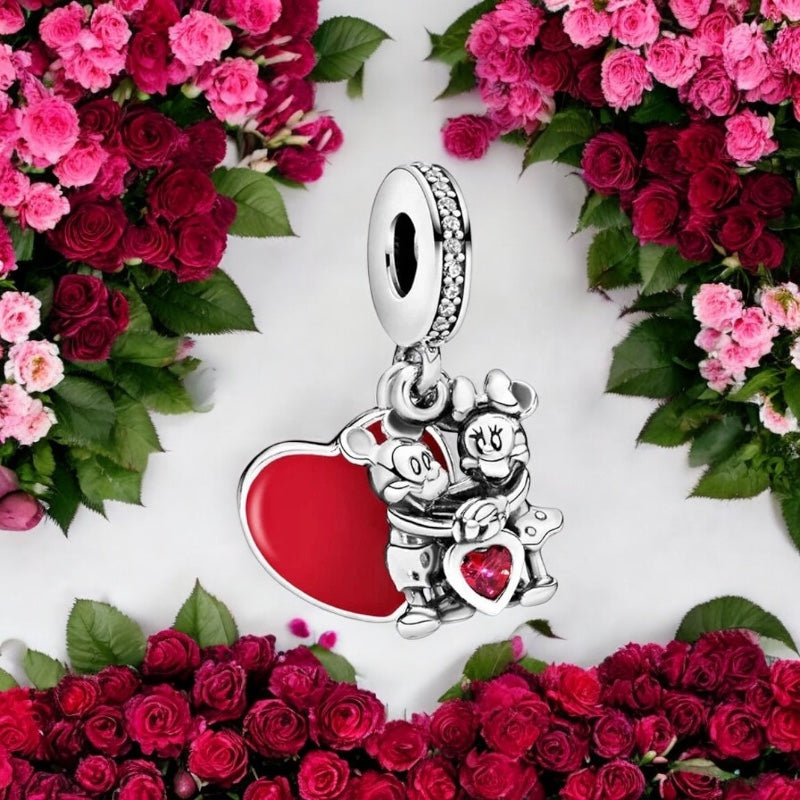 Berloque Mickey e Minnie com Coração Vermelho em Prata 925