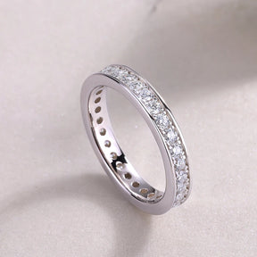 Anel Eternity de Prata 925 com Moissanite Eternal Grace | Atelier Moissan