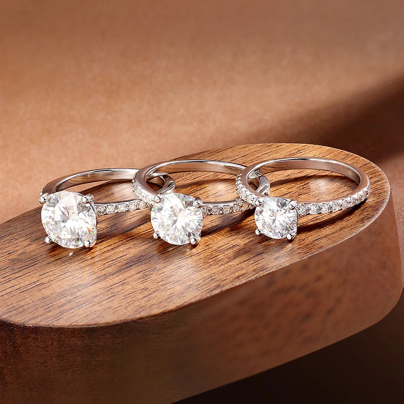 Anel de Prata 925 com Moissanite Redondo Eternal Spark | Atelier Moissan
