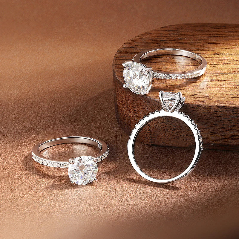 Anel de Prata 925 com Moissanite Redondo Eternal Spark | Atelier Moissan