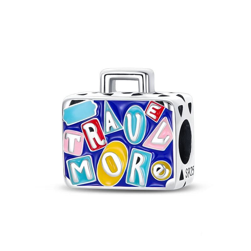 Berloque Travel More em Prata 925

