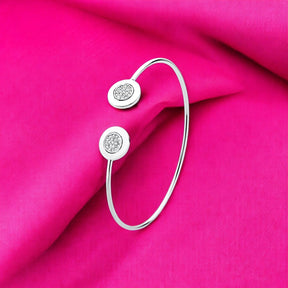 Bracelete Minimalista Cravejado em Prata 925 com Micro Zircônias