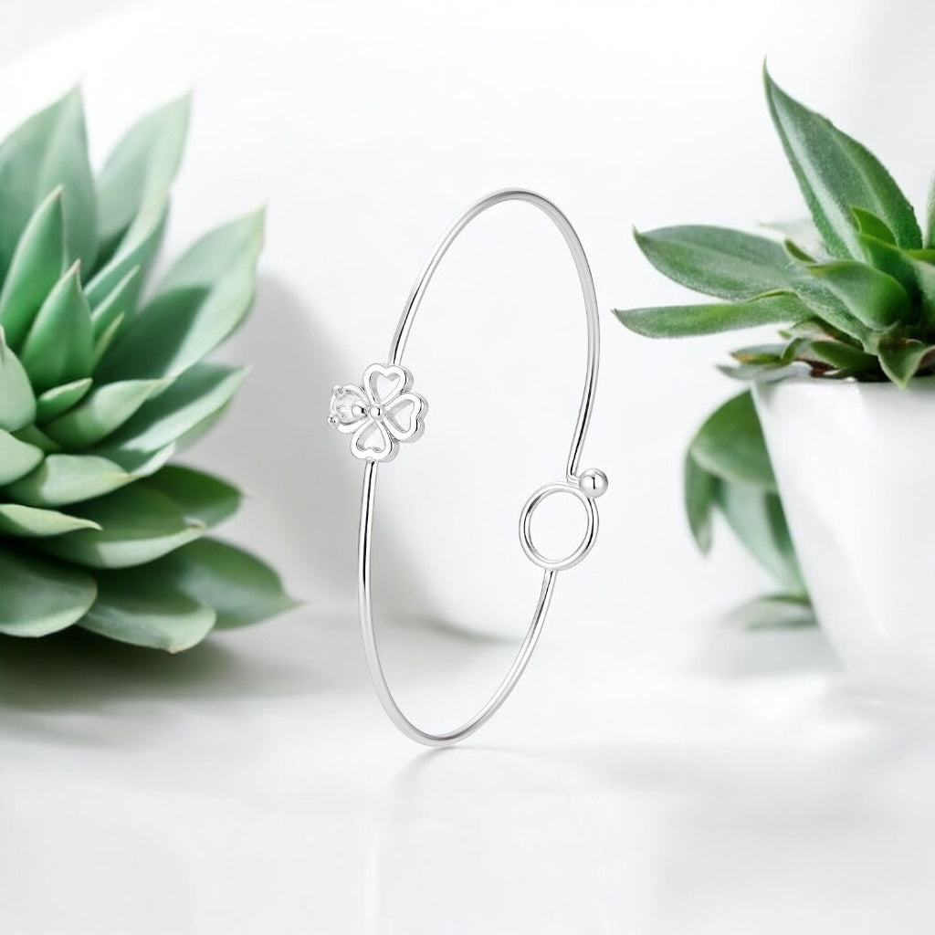 Bracelete Trevo Coração Zircônia 5x5 mm Prata 925 Delicado e Sofisticado