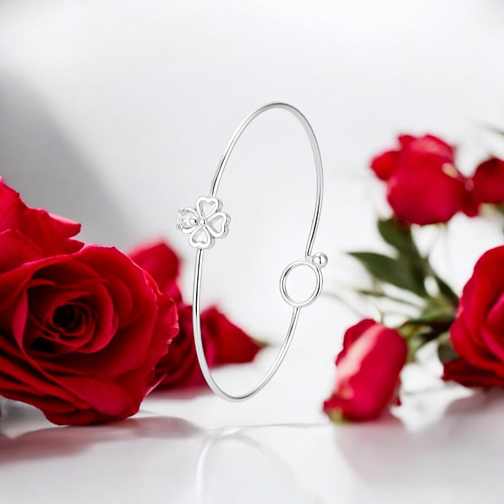 Bracelete Trevo Coração Zircônia 5x5 mm Prata 925 Delicado e Sofisticado