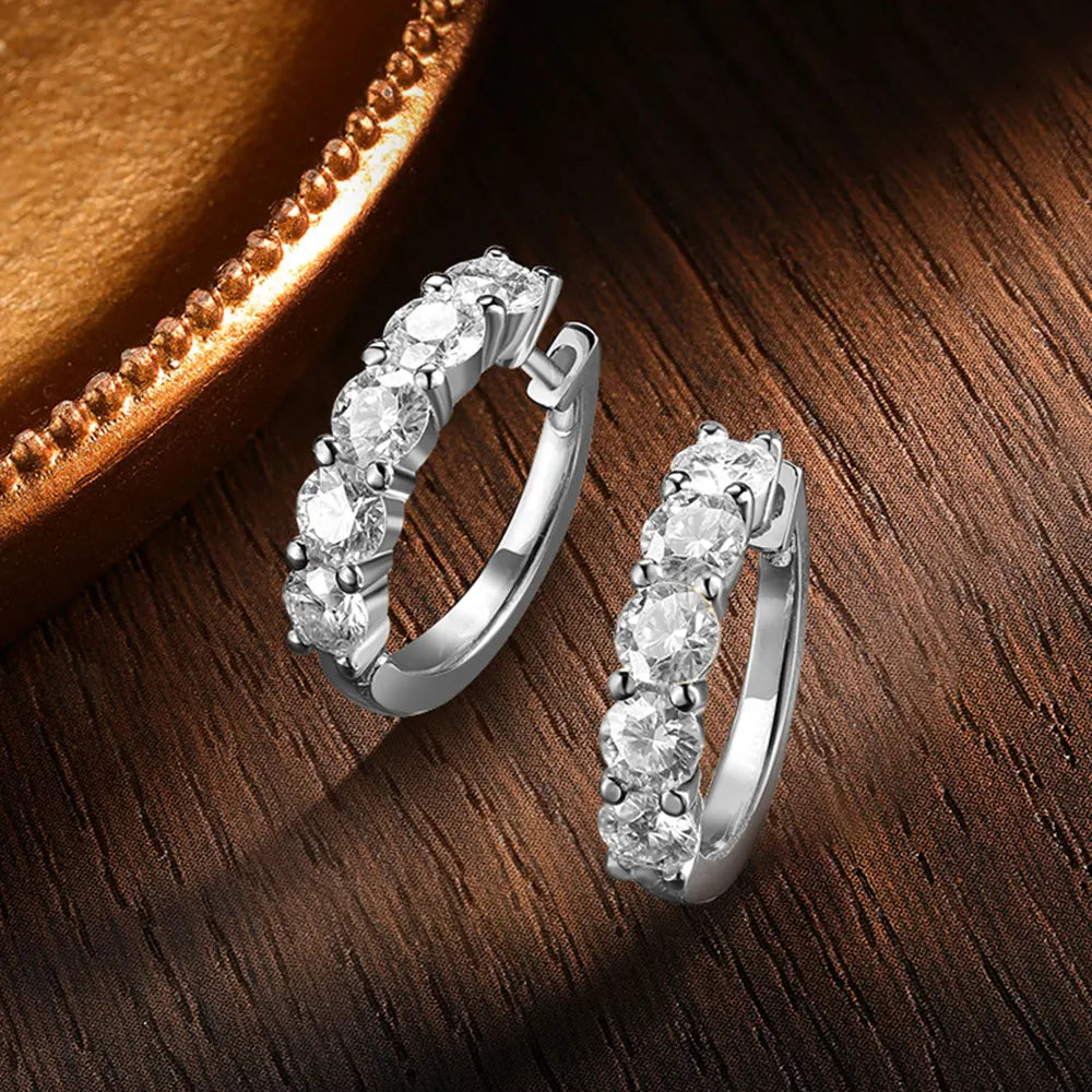 Brincos de Argola em Prata 925 com Moissanite Radiant Loops | Atelier Moissan