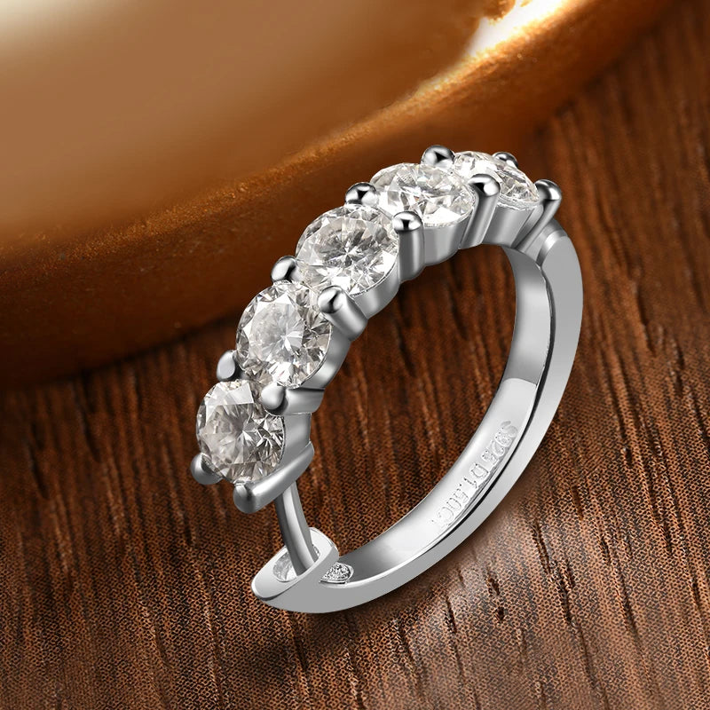 Brincos de Argola em Prata 925 com Moissanite Radiant Loops | Atelier Moissan