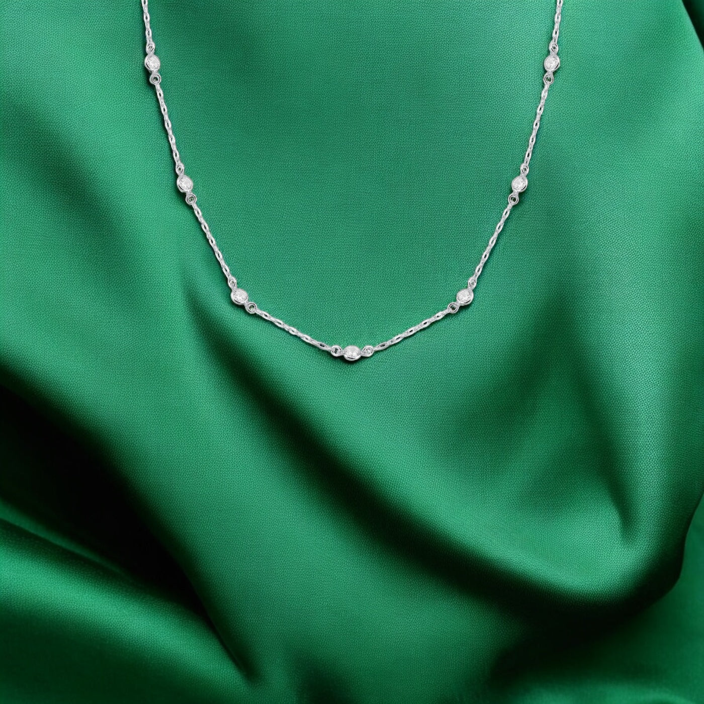 Colar Choker Elos com Zircônia Cristal em Prata 925 – 35cm + Extensor