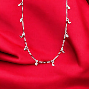 Colar Choker Nina Stars em Prata 925 – Corrente 35cm + Extensor com Pingentes de Coração, Lua e Estrela