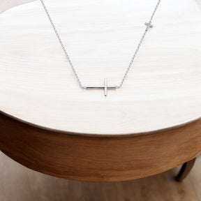 Colar Duas Cruzes com Zircônia Cristal em Prata 925 – 40cm + Extensor
