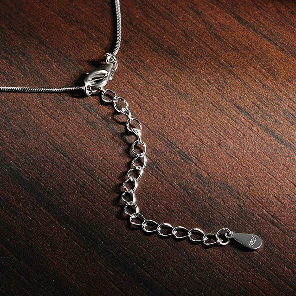 Colar Solitário Moissanite em Prata 925 com Ouro Branco 18k