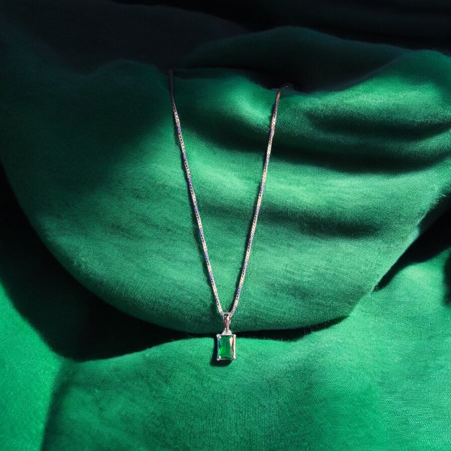 Colar Veneziana 45cm com Pedra Retangular – Prata 925 Legítima