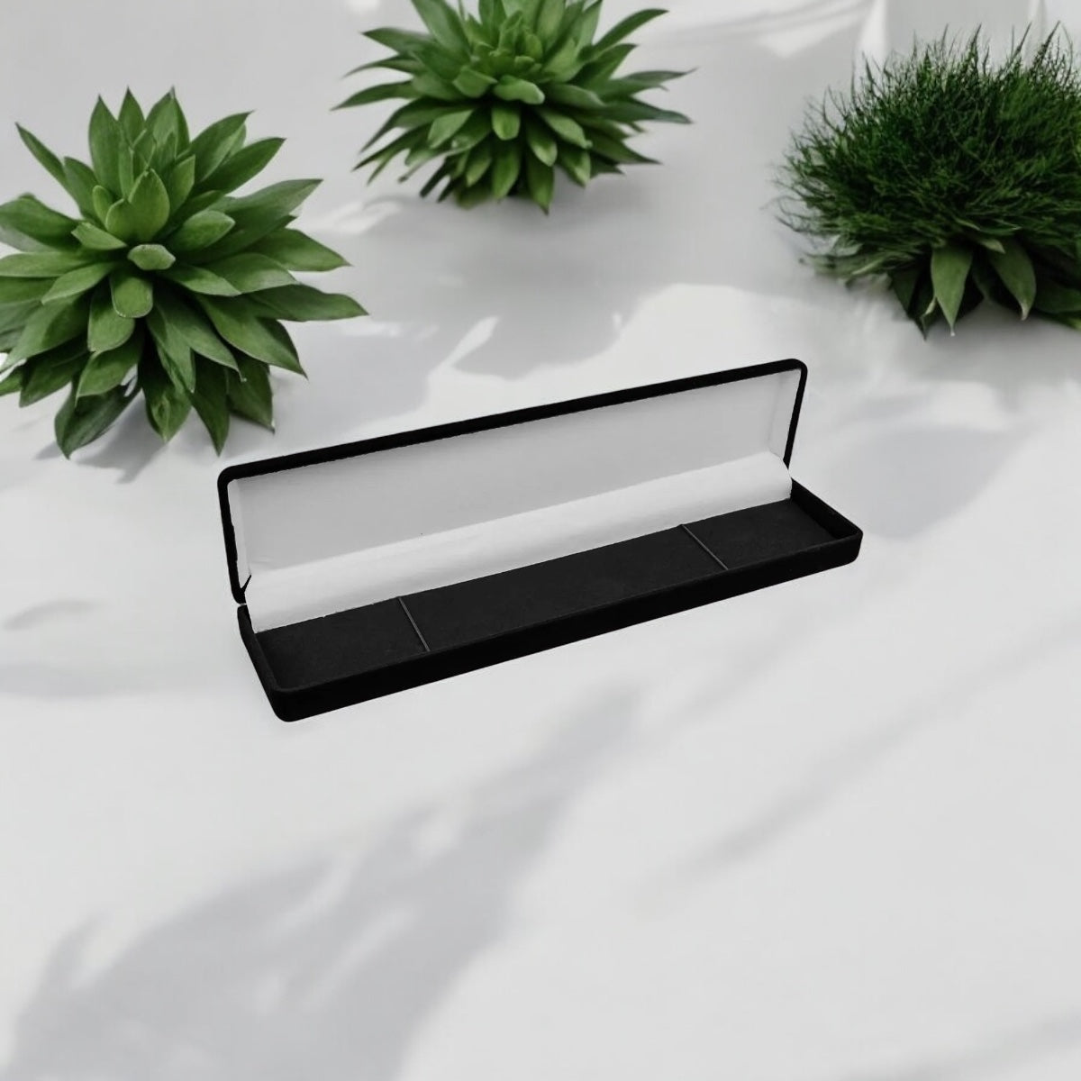 Estojo de Veludo Preto para Pulseira com Elástico – 21,5cm Luxo Atelier Moissan