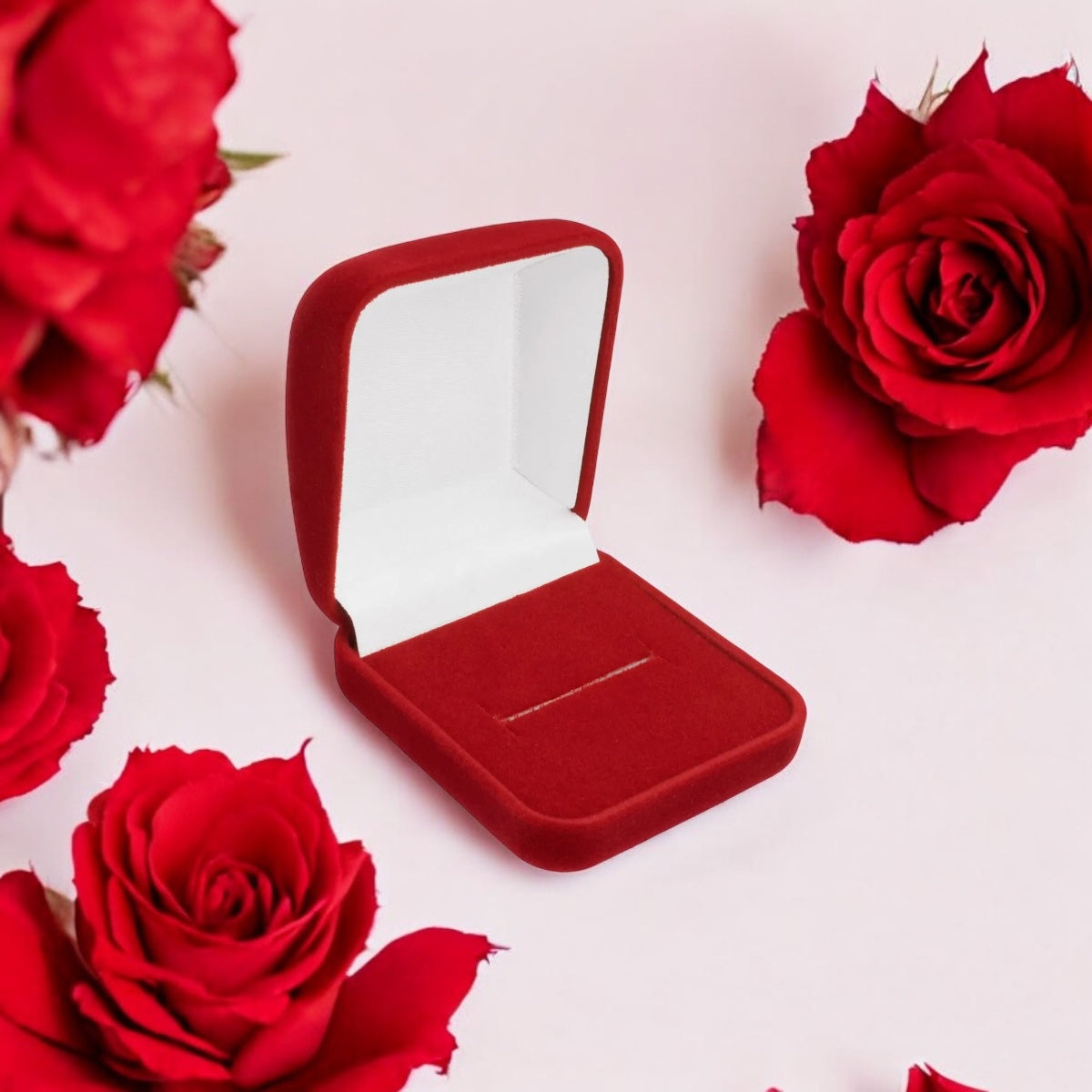 Estojo de Veludo Vermelho para Anel Corte H Atelier Moissan