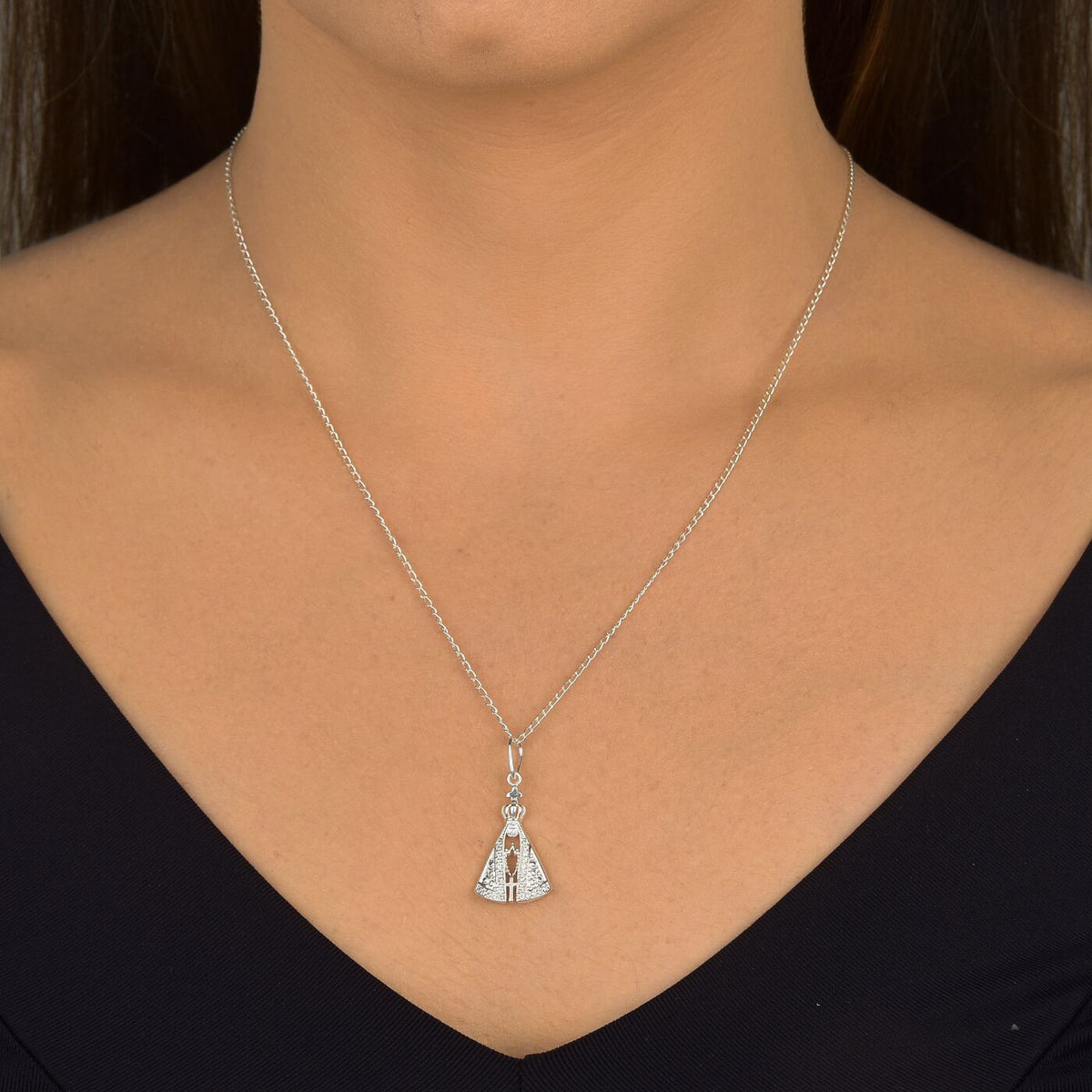 Pingente Nossa Senhora Aparecida Cravejado com Micro Zircônia – Prata 925