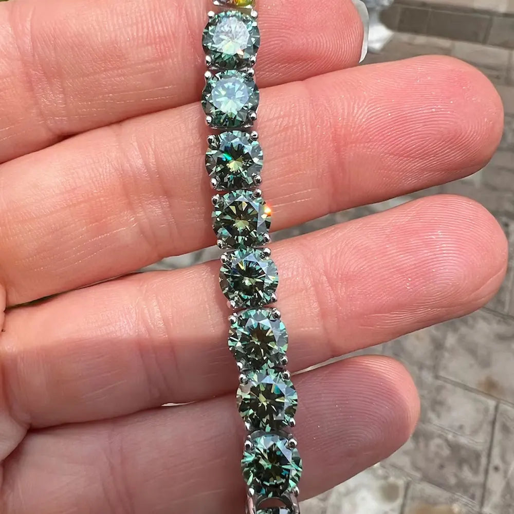 Riviera com Moissanite Verde Green Sparkle | Atelier Moissan