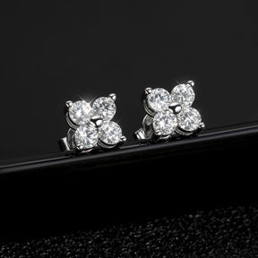 Brincos Trevo de Quatro Moissanites em Prata 925 com Ouro Branco 18k
